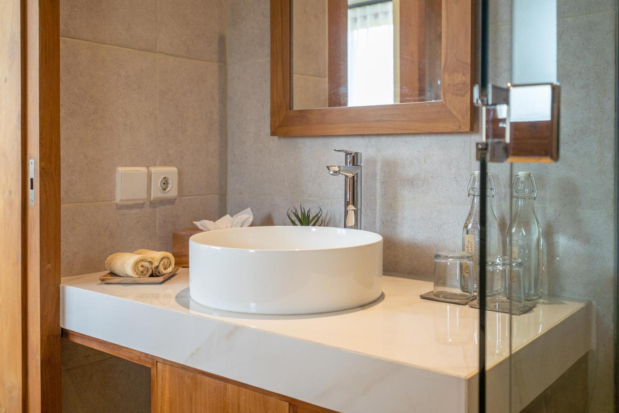 The Vinaya Boutique Hotel Убуд Экстерьер фото